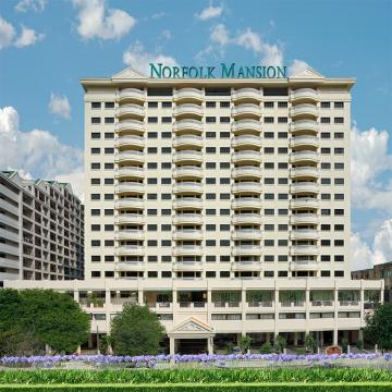 Norfolk Mansion hotel